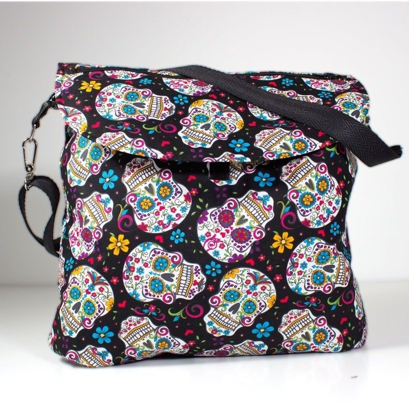 Saco silla paseo invierno - calaveras folk skull negro