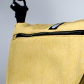 Detalle tela bolso bebé- amarillo mostaza