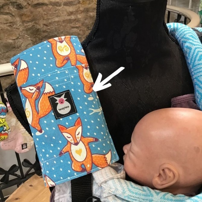 Protector de tirante para mochila portabebés lobitos yoga bebé